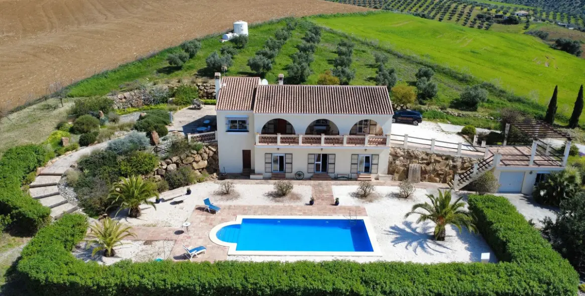 Продажа финки в Alora 1