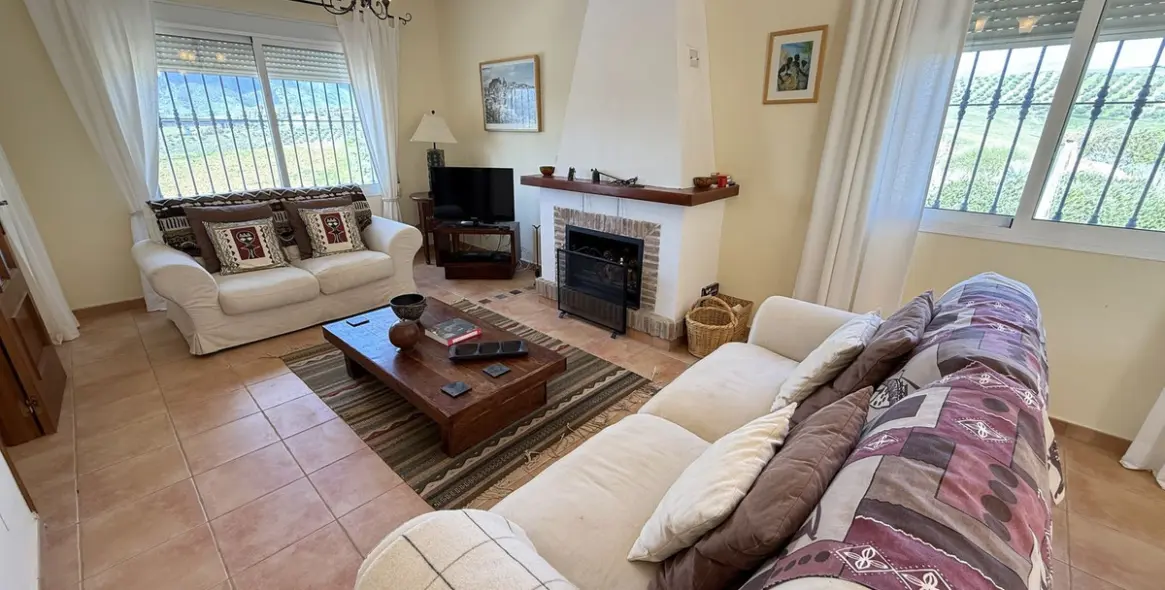 Продажа финки в Alora 5