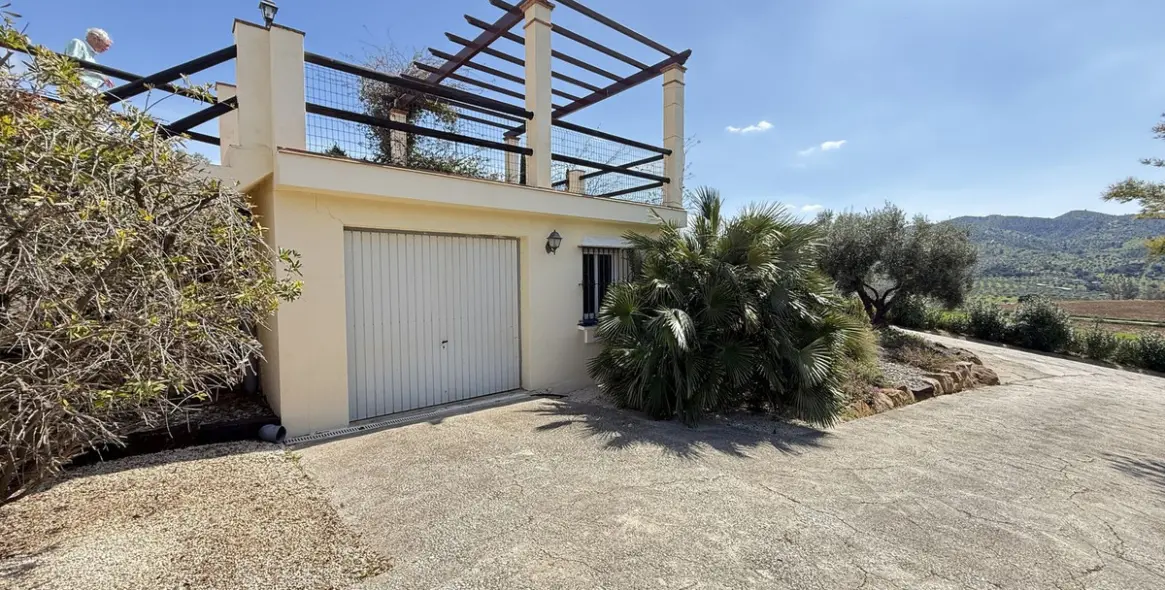 Продажа финки в Alora 27