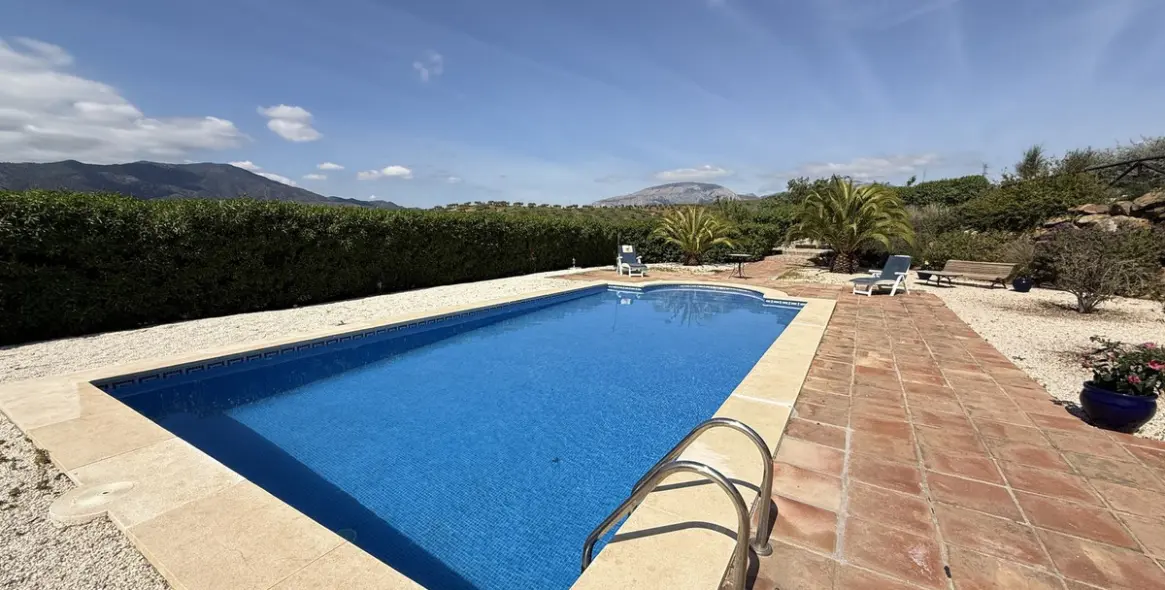 Продажа финки в Alora 33