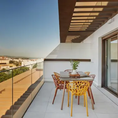 Продажа апартаментов на среднем этаже в Estepona