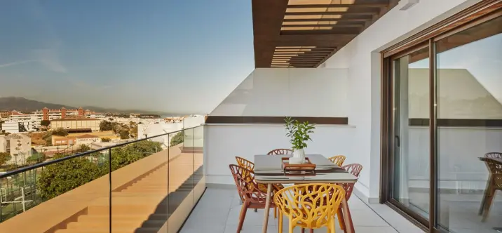 Продажа апартаментов на среднем этаже в Estepona 2