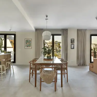 Продажа апартаментов на среднем этаже в Estepona