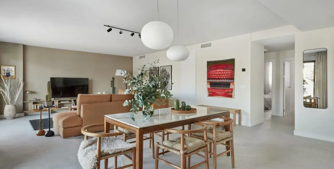 Продажа апартаментов на среднем этаже в Estepona 6