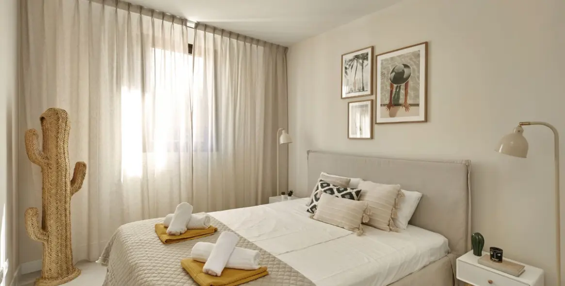 Продажа апартаментов на среднем этаже в Estepona 15