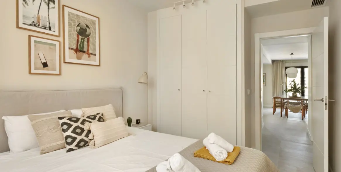 Продажа апартаментов на среднем этаже в Estepona 16