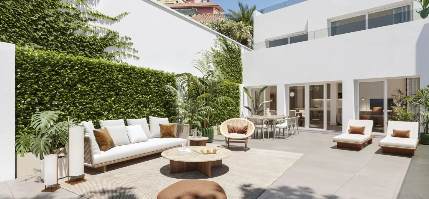 Продажа двухуровневых апартаментов в Málaga Este 0