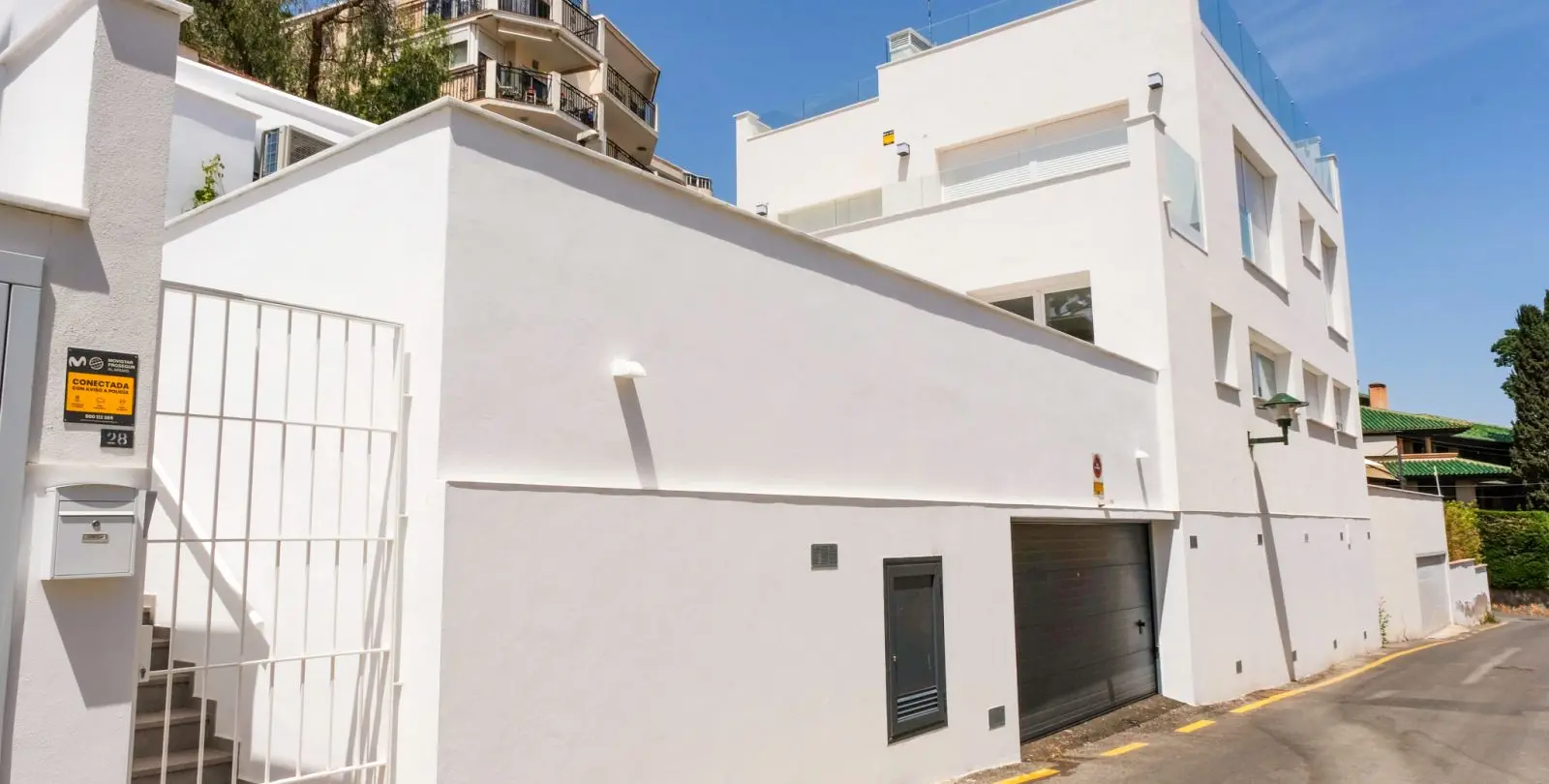 Продажа двухуровневых апартаментов в Málaga Este 4