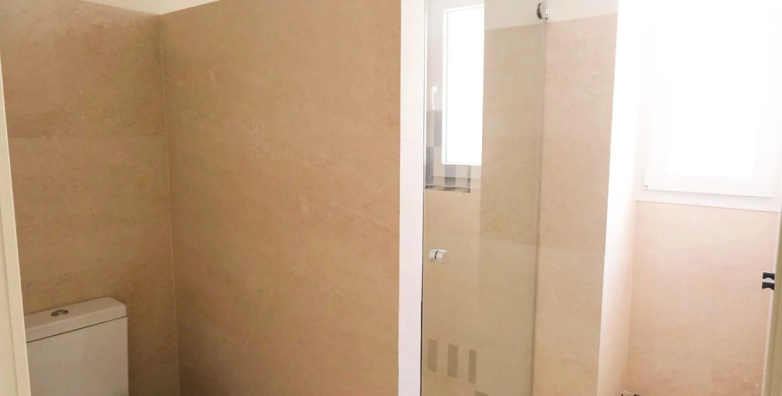 Продажа двухуровневых апартаментов в Málaga Este 29