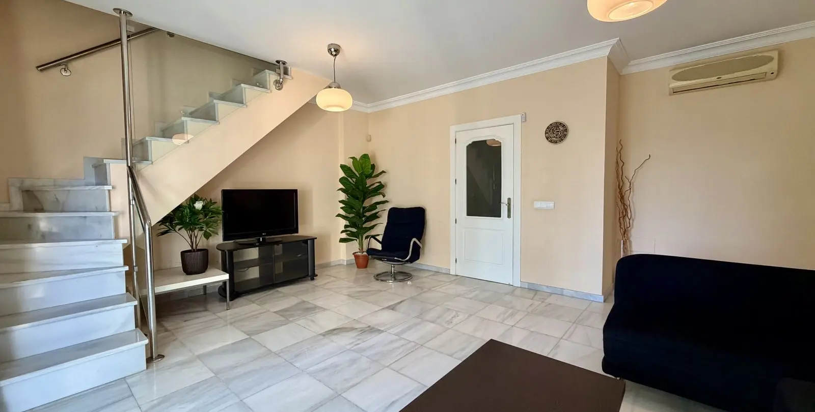 Sale of penthouse duplex in Estepona 5