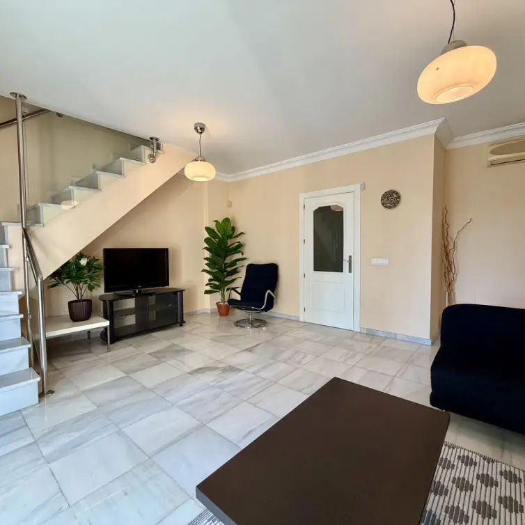 Sale of penthouse duplex in Estepona