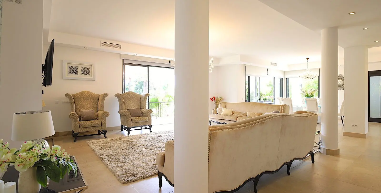 Venta de villa independiente en Nueva Andalucía 18
