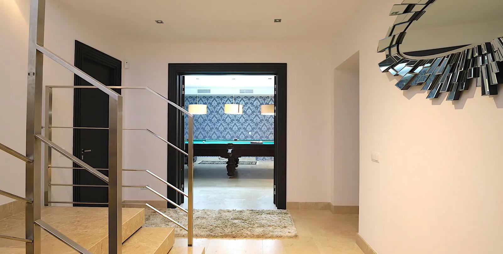 Venta de villa independiente en Nueva Andalucía 38