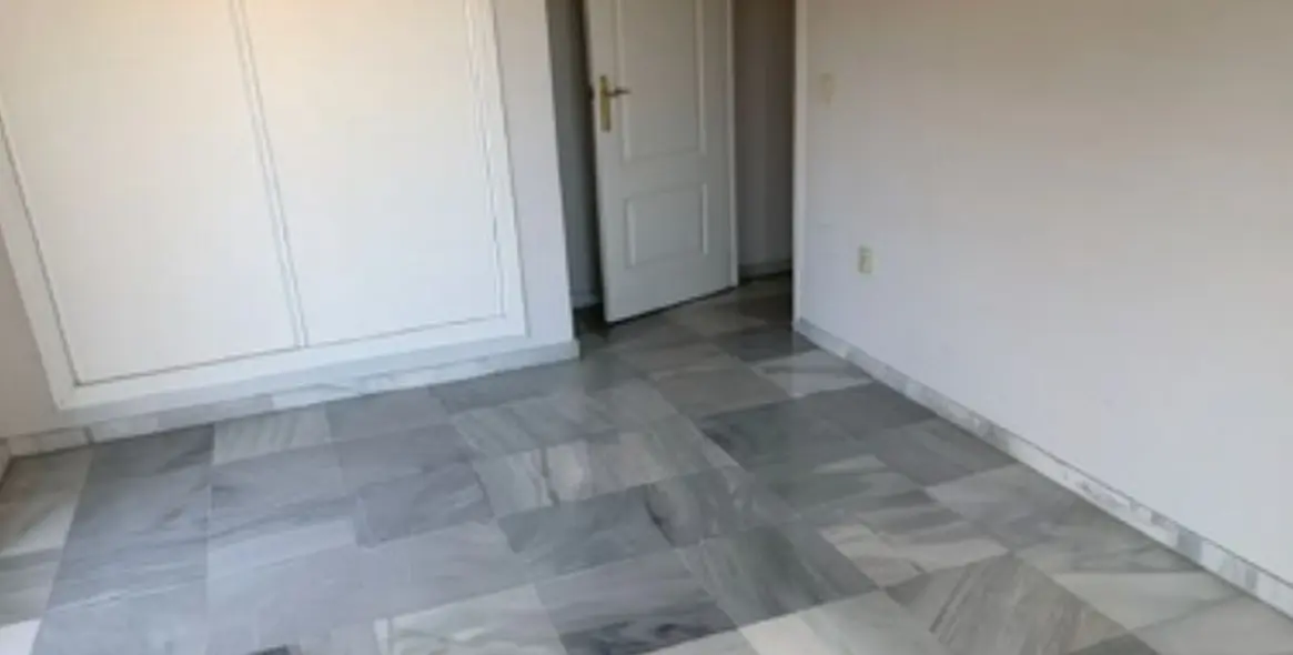 Долгосрочная аренда апартаментов на первом этаже в Marbella 7