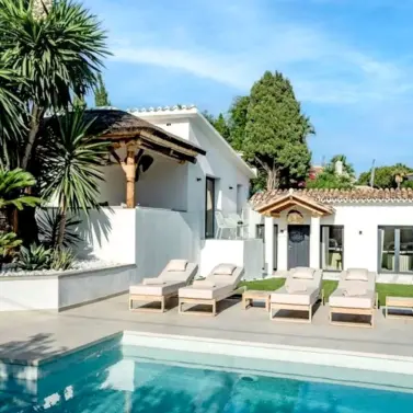 Alquiler a largo plazo de villa independiente en Nagüeles