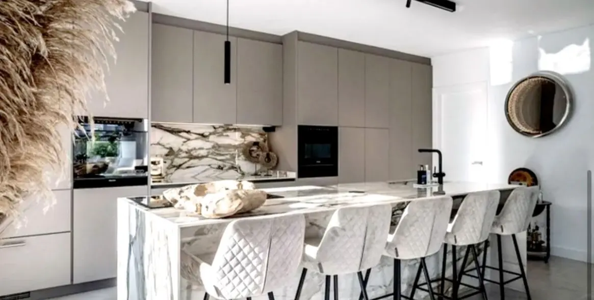 Alquiler a largo plazo de villa independiente en Nagüeles 4