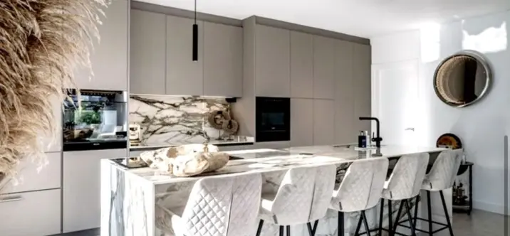 Alquiler a largo plazo de villa independiente en Nagüeles 3