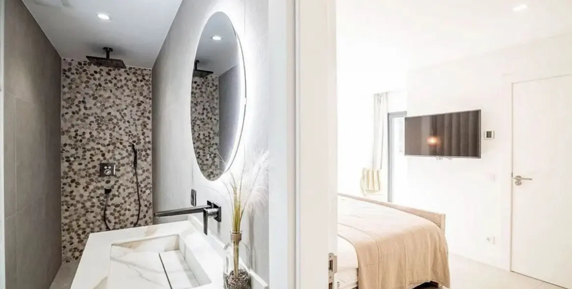 Alquiler a largo plazo de villa independiente en Nagüeles 18