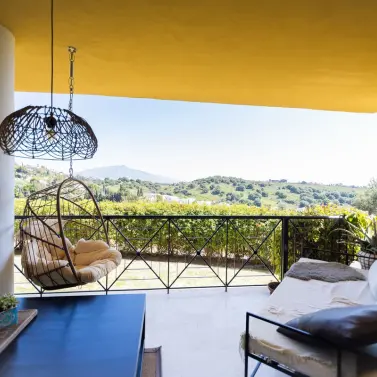 Venta de apartamento en planta media en Bel Air