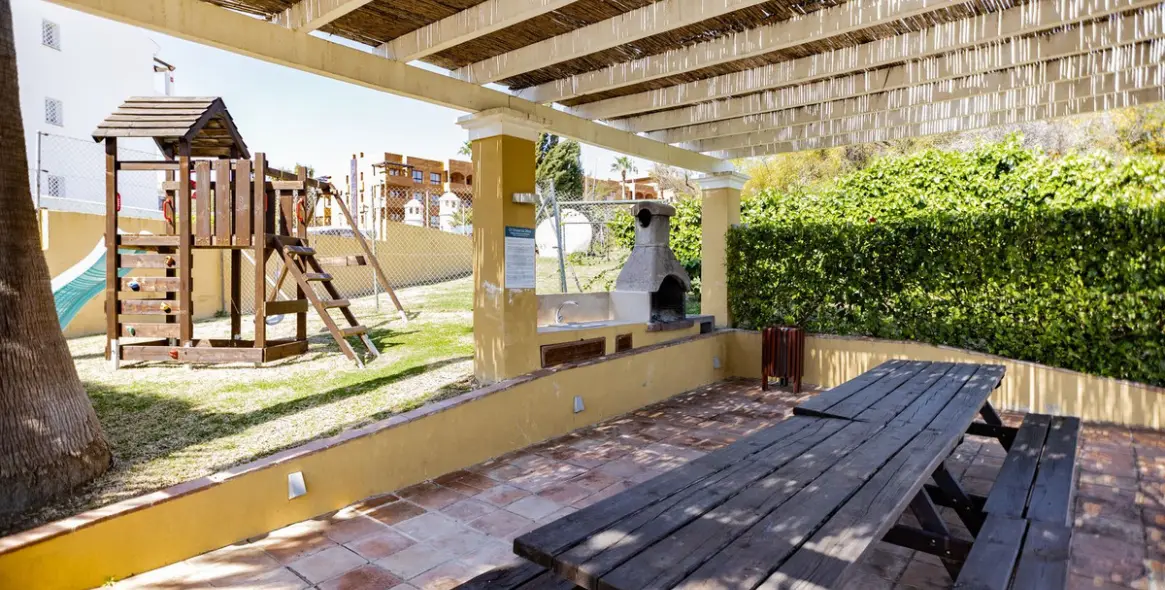 Sale of middle floor apartment in Bel Air 18