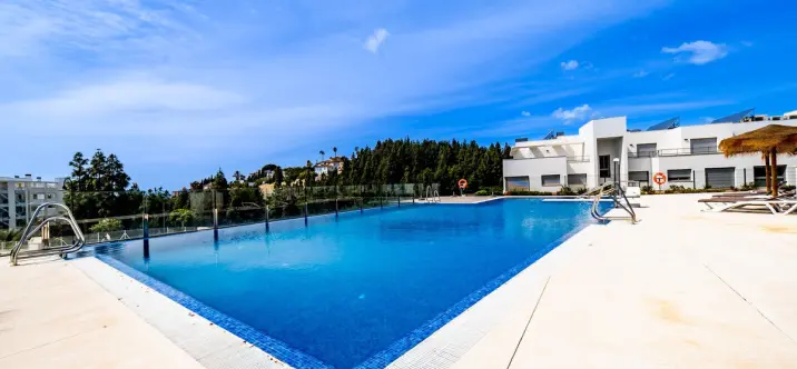 Продажа апартаментов на первом этаже в El Faro 4