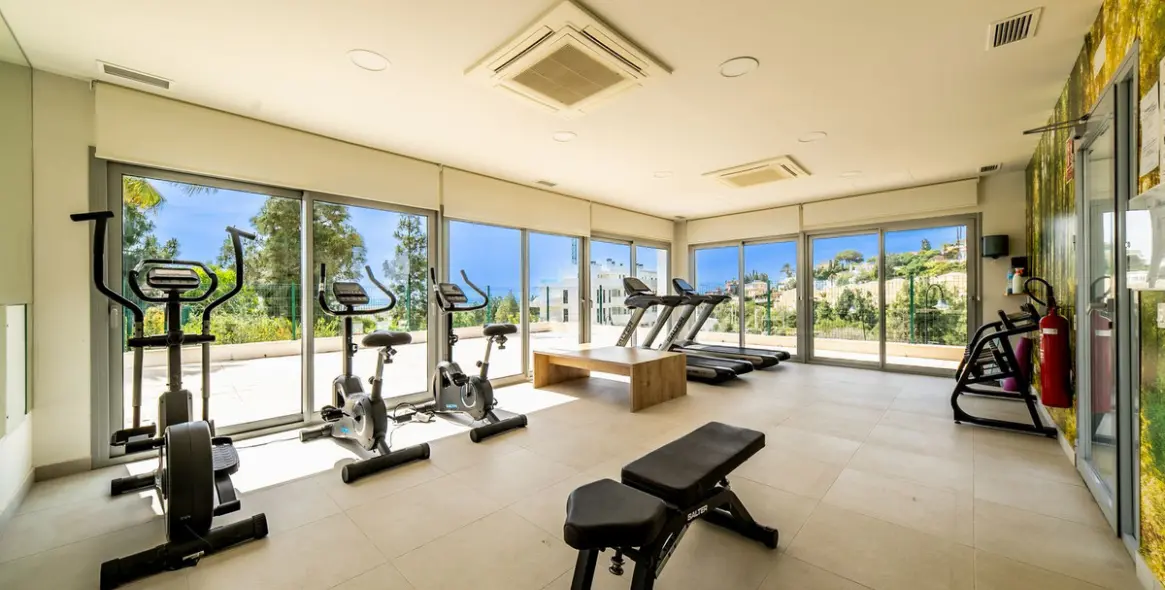 Продажа апартаментов на первом этаже в El Faro 12