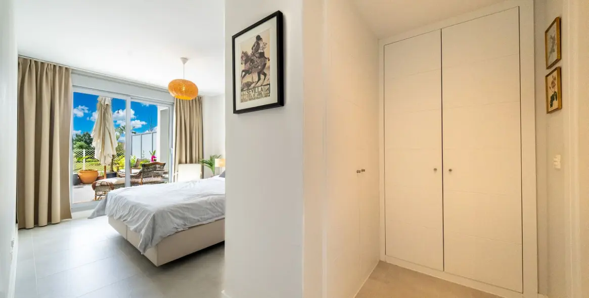 Продажа апартаментов на первом этаже в El Faro 23