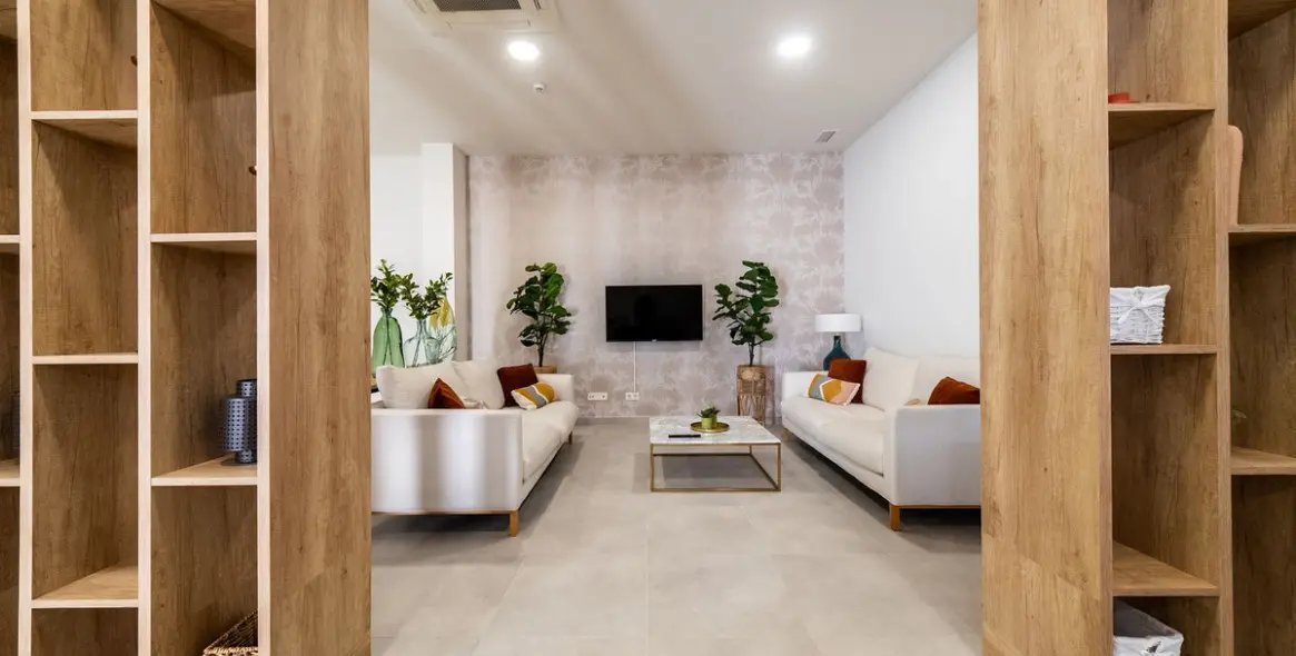 Продажа апартаментов на первом этаже в El Faro 35