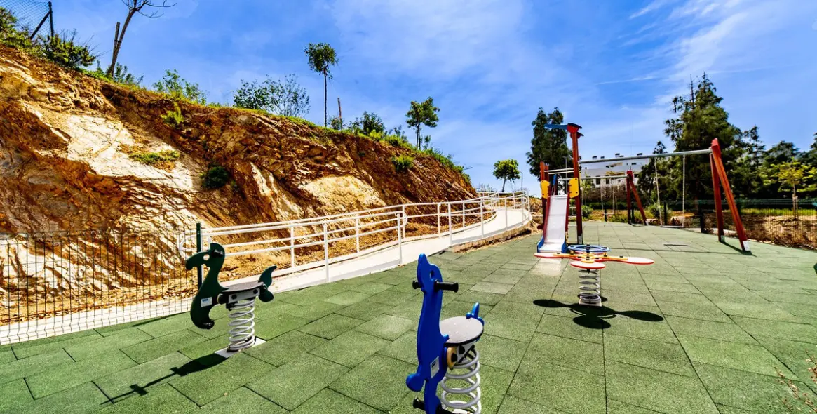 Продажа апартаментов на первом этаже в El Faro 46