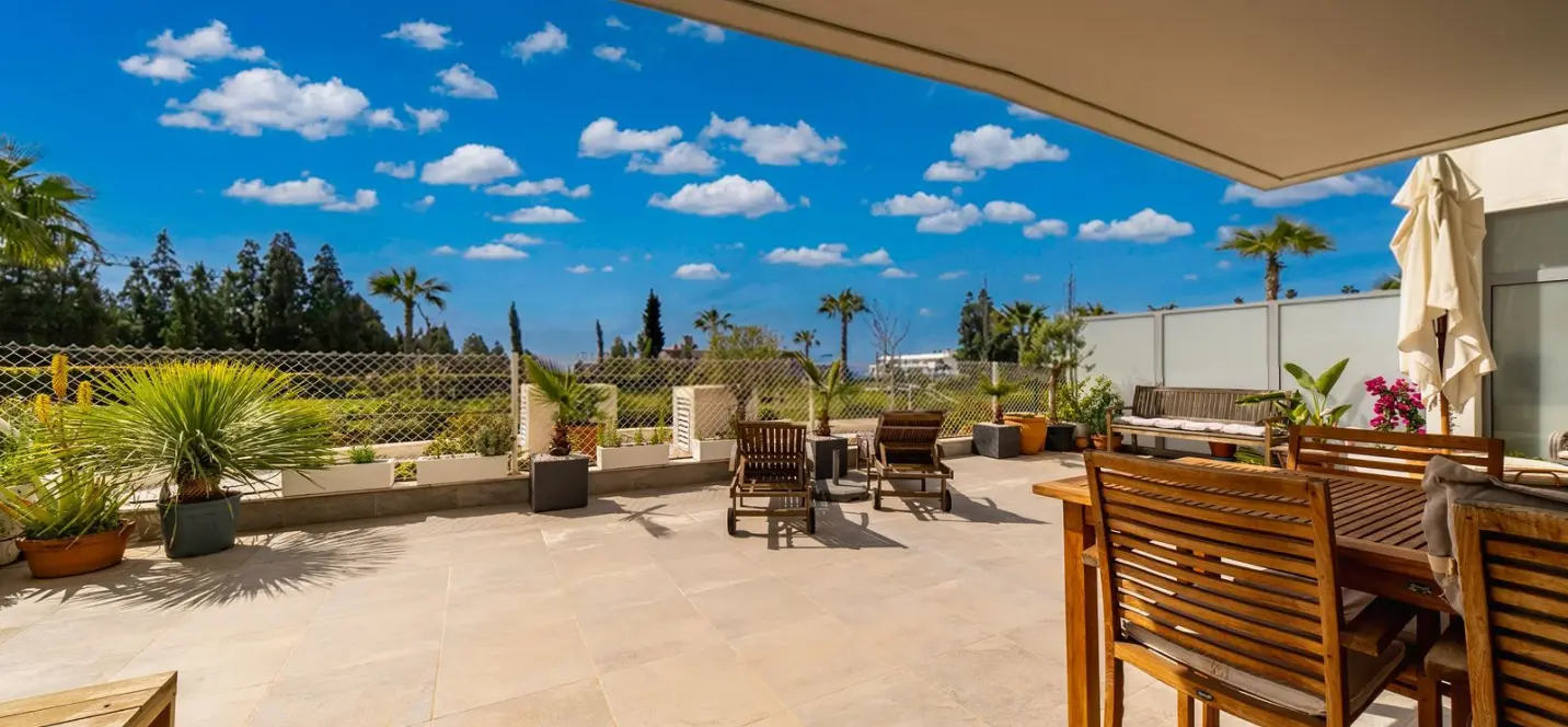 Sale of ground floor apartment in El Faro 0
