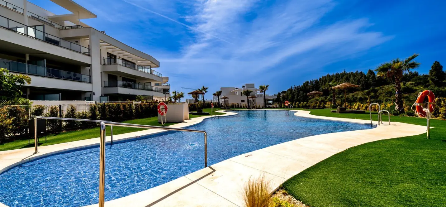 Sale of ground floor apartment in El Faro 4