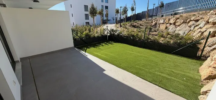 Продажа апартаментов на первом этаже в Mijas Costa 3