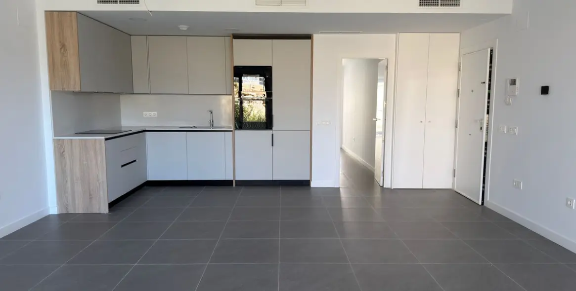 Продажа апартаментов на первом этаже в Mijas Costa 8