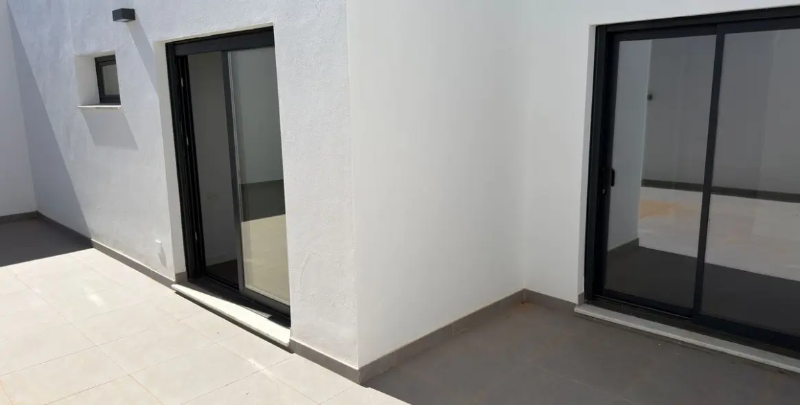 Продажа апартаментов на первом этаже в Mijas Costa 14