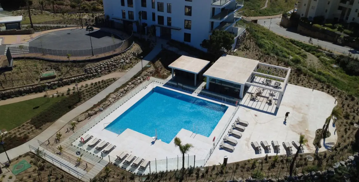 Продажа апартаментов на первом этаже в Mijas Costa 21