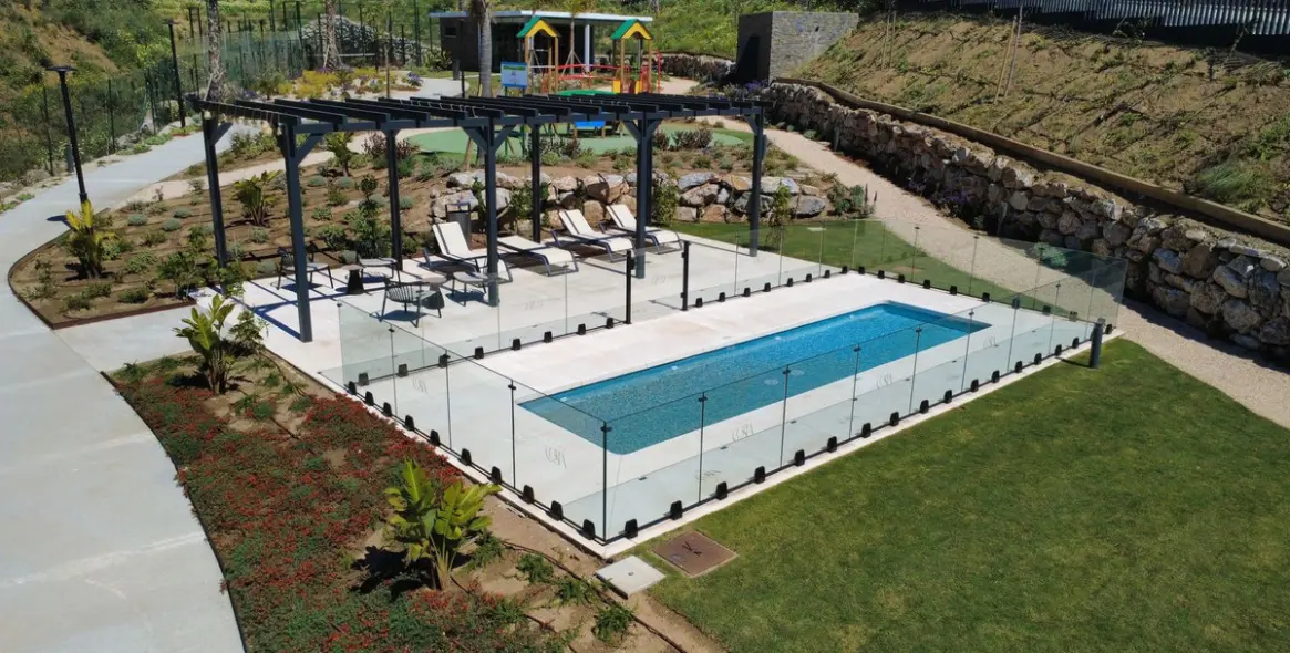 Продажа апартаментов на первом этаже в Mijas Costa 24