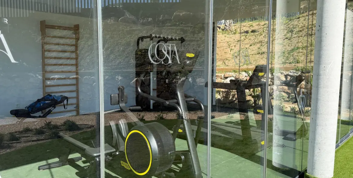 Продажа апартаментов на первом этаже в Mijas Costa 27