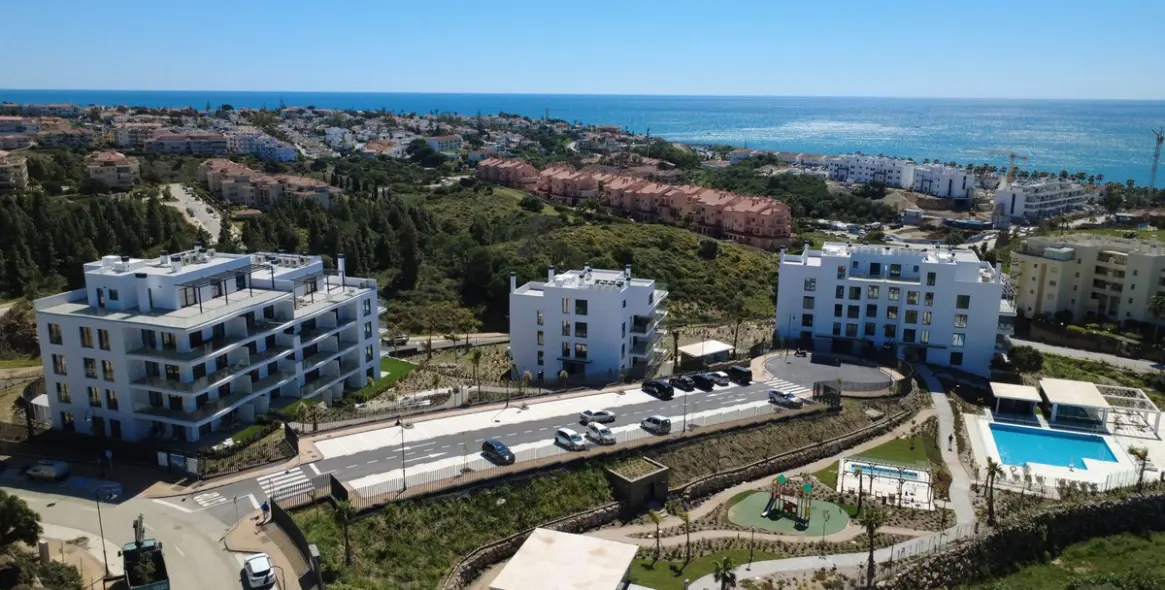 Sale of ground floor apartment in Mijas Costa 36