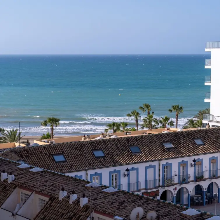 Продажа апартаментов на среднем этаже в Benalmadena Costa