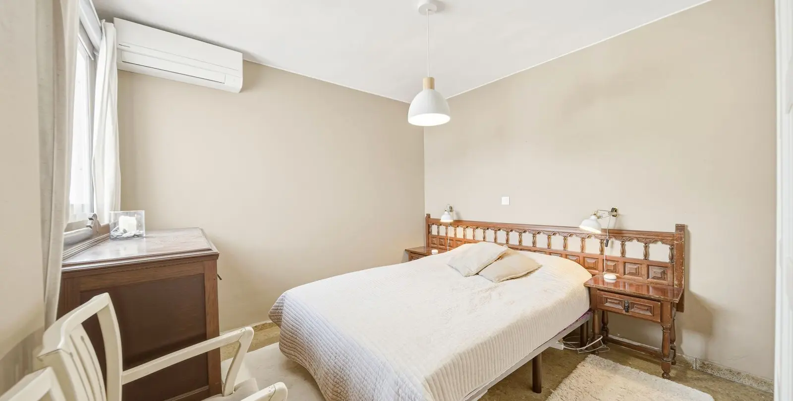 Sale of middle floor apartment in Benalmadena Costa 18