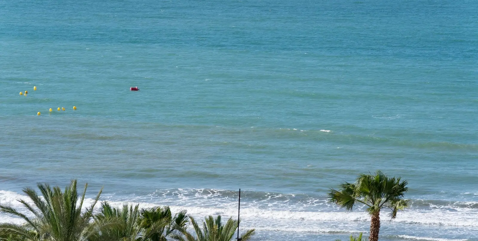 Sale of middle floor apartment in Benalmadena Costa 31
