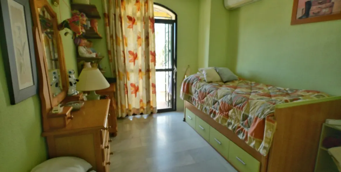 Venta de adosado en Calahonda 12