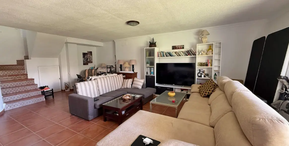 Venta de adosado en Calahonda 13