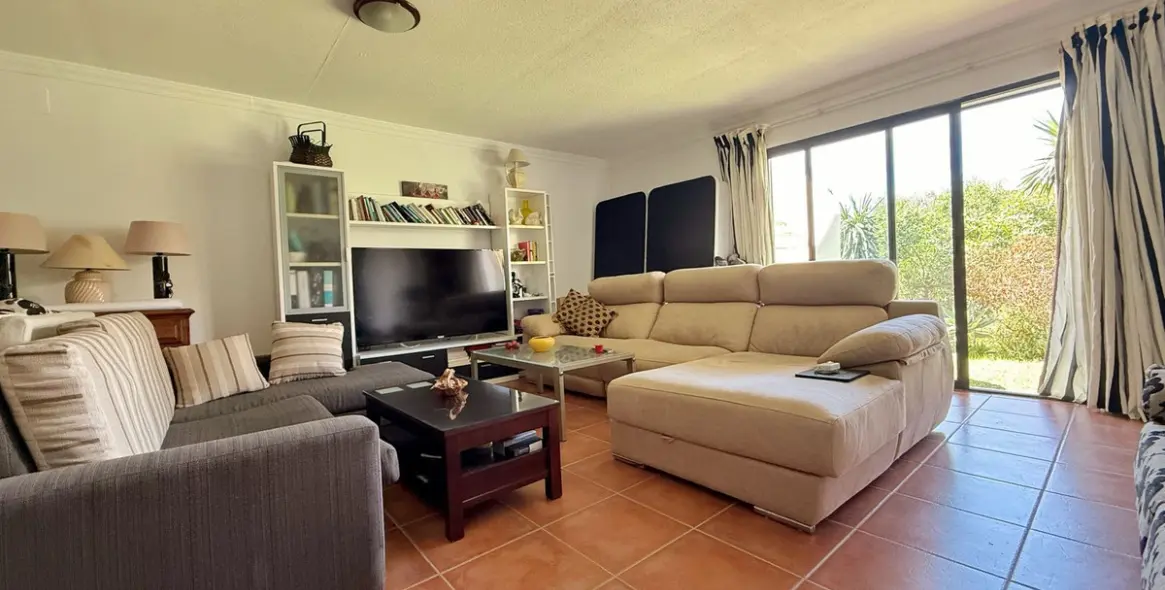 Venta de adosado en Calahonda 14