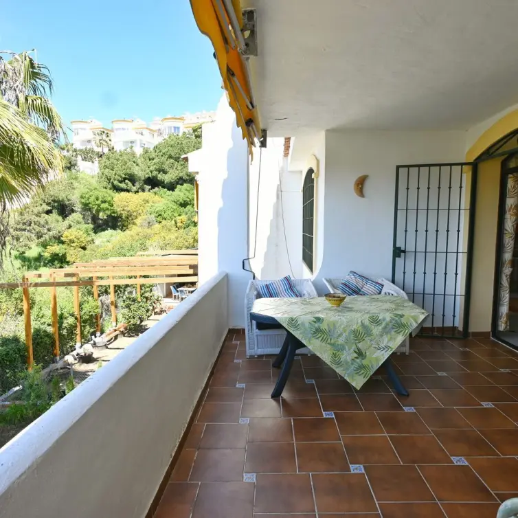 Sale of townhouse in Calahonda