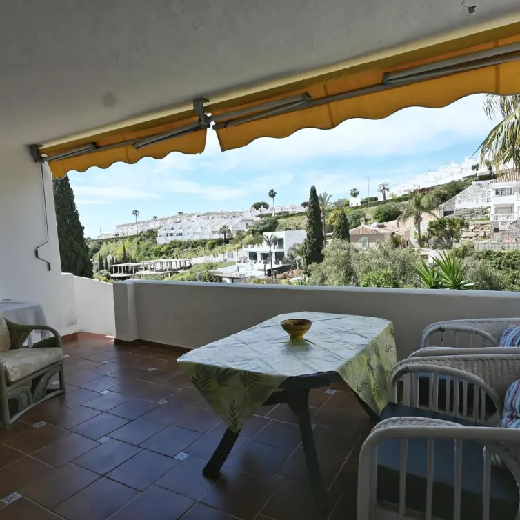 Sale of townhouse in Calahonda