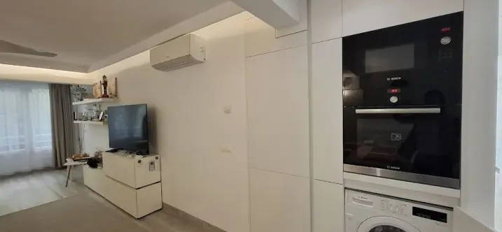 Sale of middle floor apartment in Marbella 2