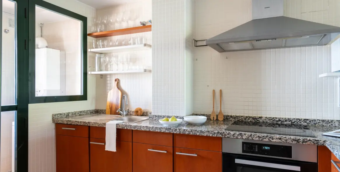 Sale of middle floor apartment in Nueva Andalucía 7