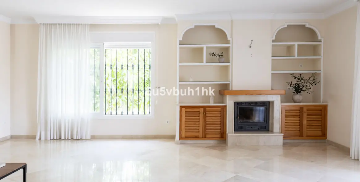 Sale of townhouse in San Pedro de Alcántara 4