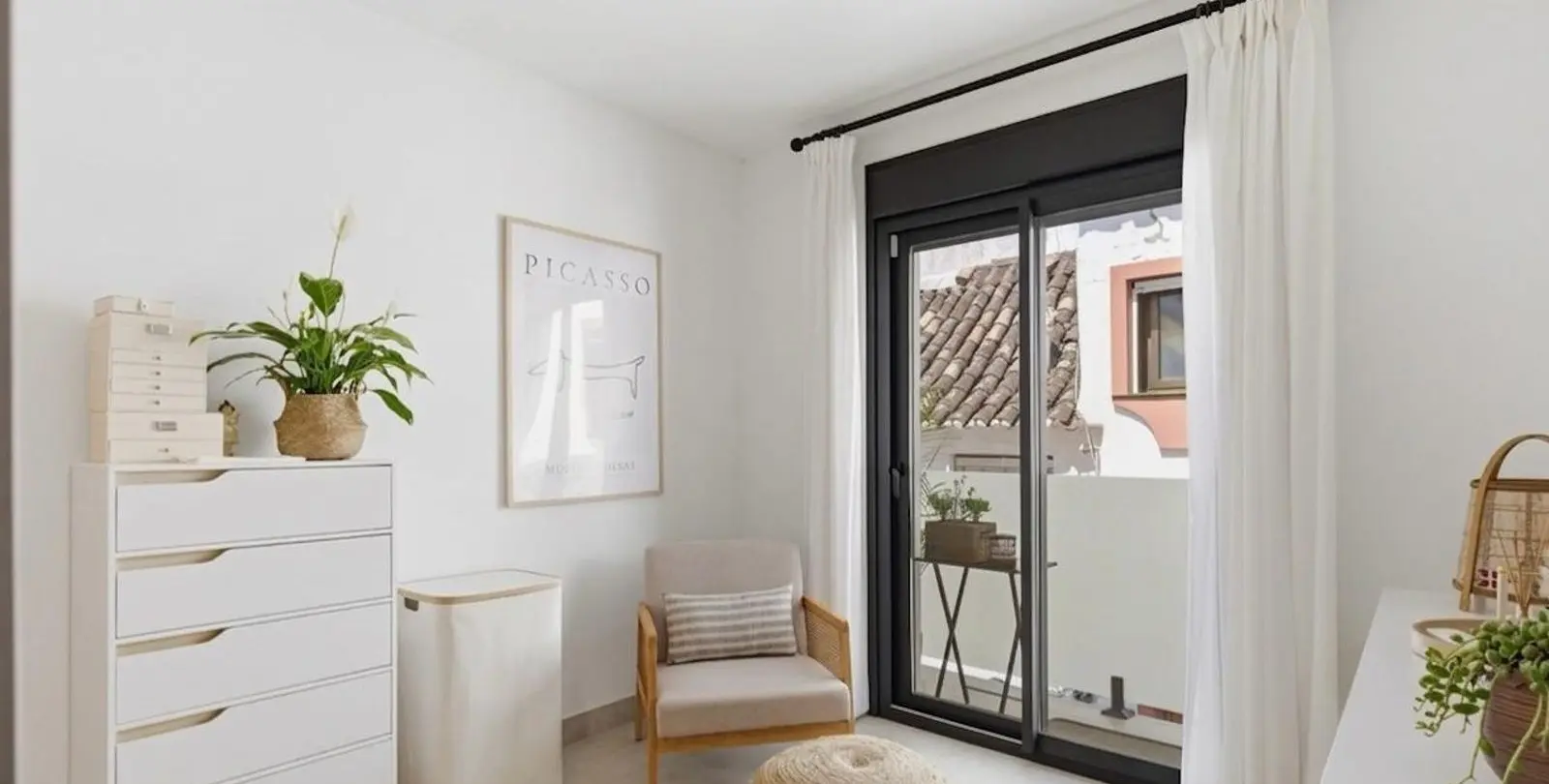 Sale of townhouse in Estepona 14